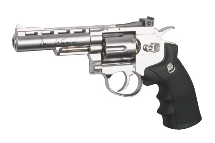 Dan Wesson silver 4p CO2 airsoft revolver replica